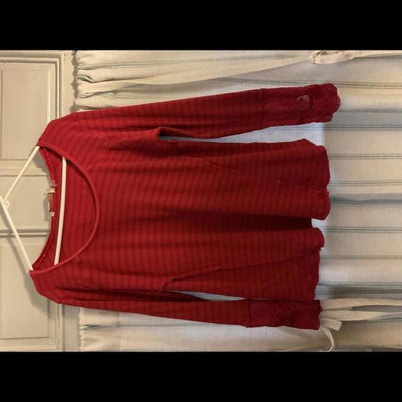 Soft surroundings Red striped ribbed T shirt with embroidered cuffs Large - Picture 1 of 7